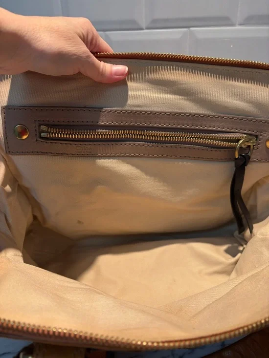 Chloe Bay Bag - Picture 9 of 15